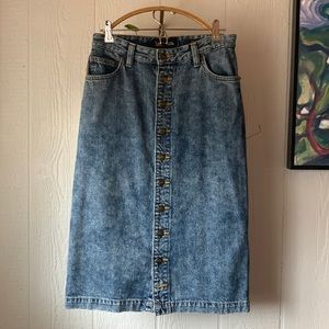 Lee Vintage Modern. High Rise. MIDI Skirt. Medium wash. Size 29.